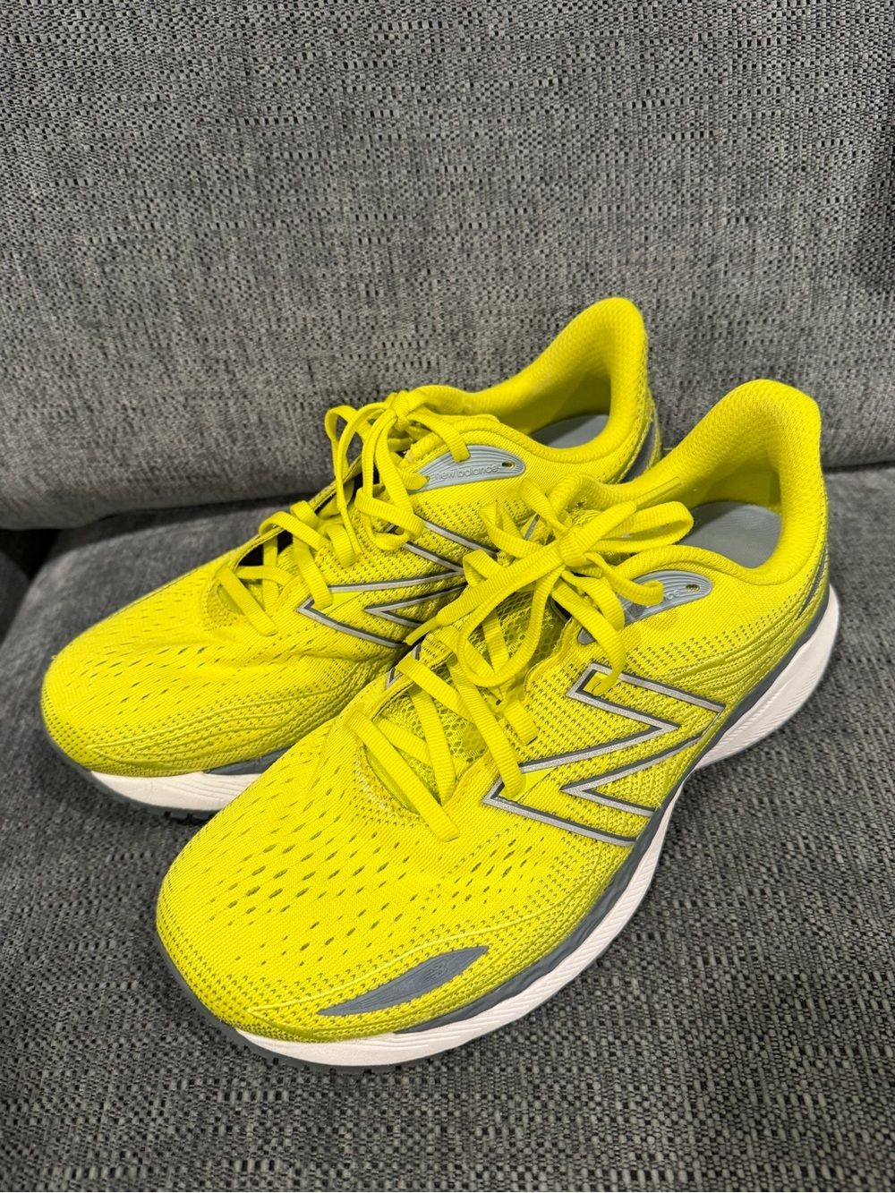 New Balance Fresh Foam X 860v12 Men’s Running Sneakers — Yellow/Gray Size 9,5 E4